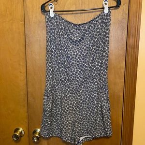 Loft Beach Romper Size Medium Blue Floral Print
